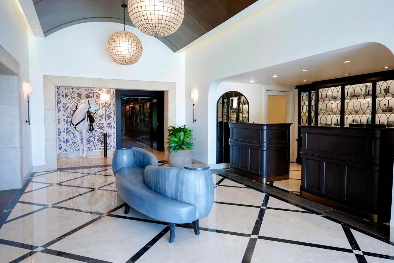 Hotel Amarano Burbank-Hollywood Екстериор снимка